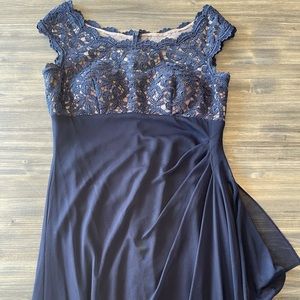 Beautiful Navy Formal Maxi Dress